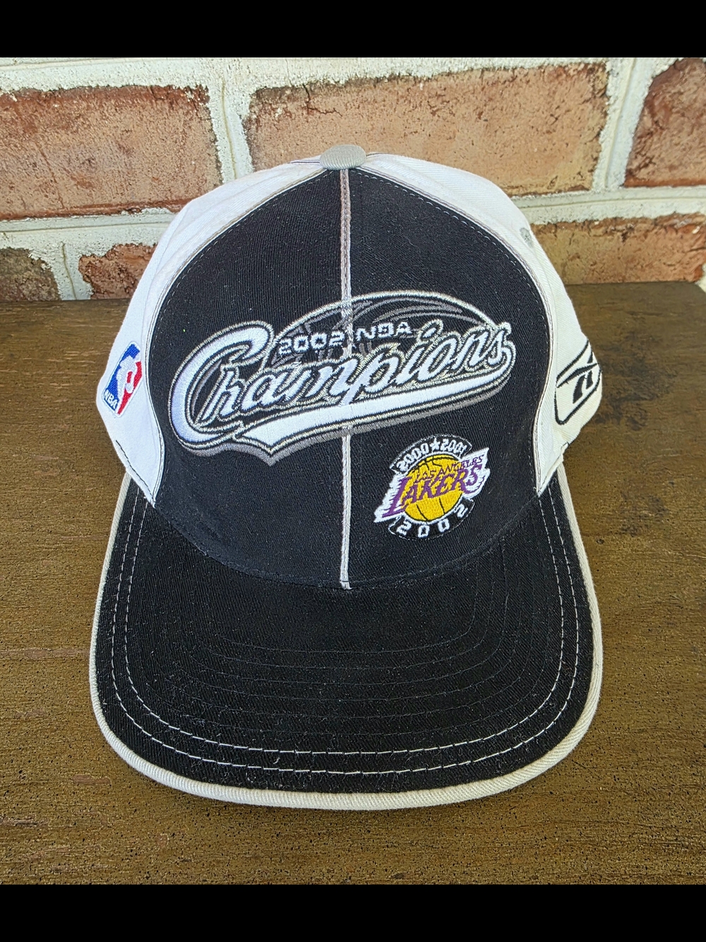 2002 NBA Champions Los Angeles Lakers Snapback Hat - Black & White 3PEAT